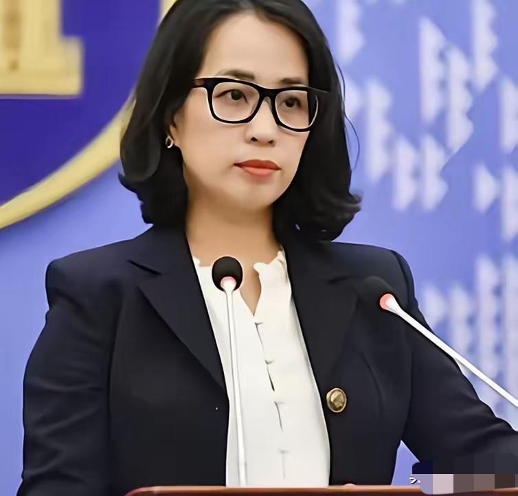 越南针对中国在永兴岛开设民用商业中心的举动，越南外交部发言人范秋姮居然公开抨击，