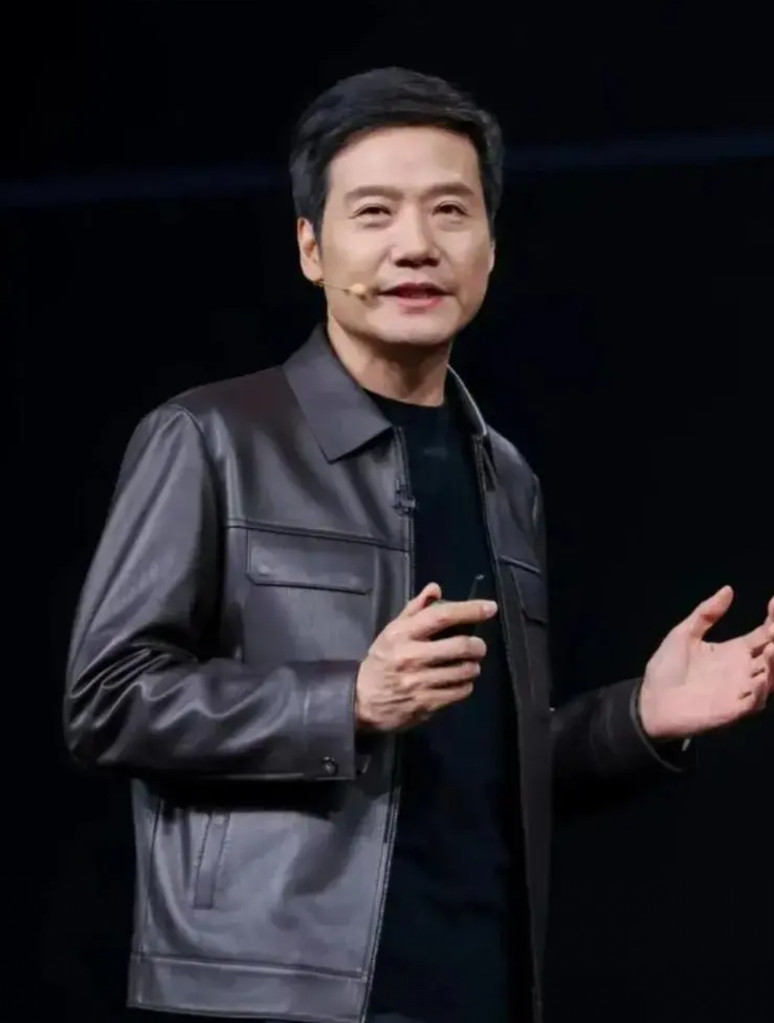 华科那1.8个亿。严重怀疑是雷军捐的原因有很多。众所周知，雷军很喜欢捐款，