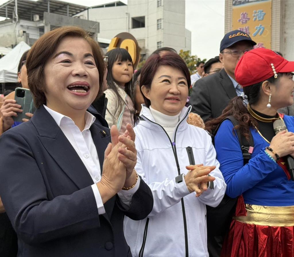 民进党提名台中市长参选人绿委何欣纯今天成立「市政办公室」，全面开展选战布局。对此