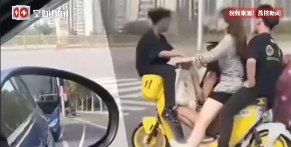 “胆大包天！”2025年7月，山东菏泽，一年轻女子骑一辆共享电单车，然而，她却带