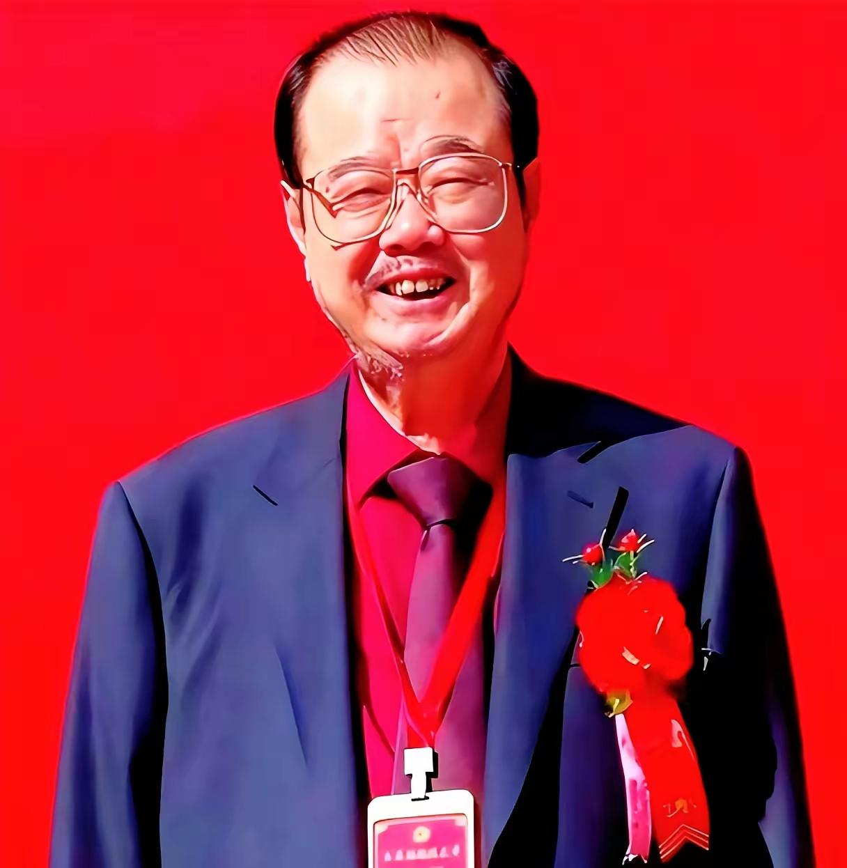 这几天刷到香港江源集团吴镇明的事儿，心里真不是滋味。一个七十岁的老头，手底下