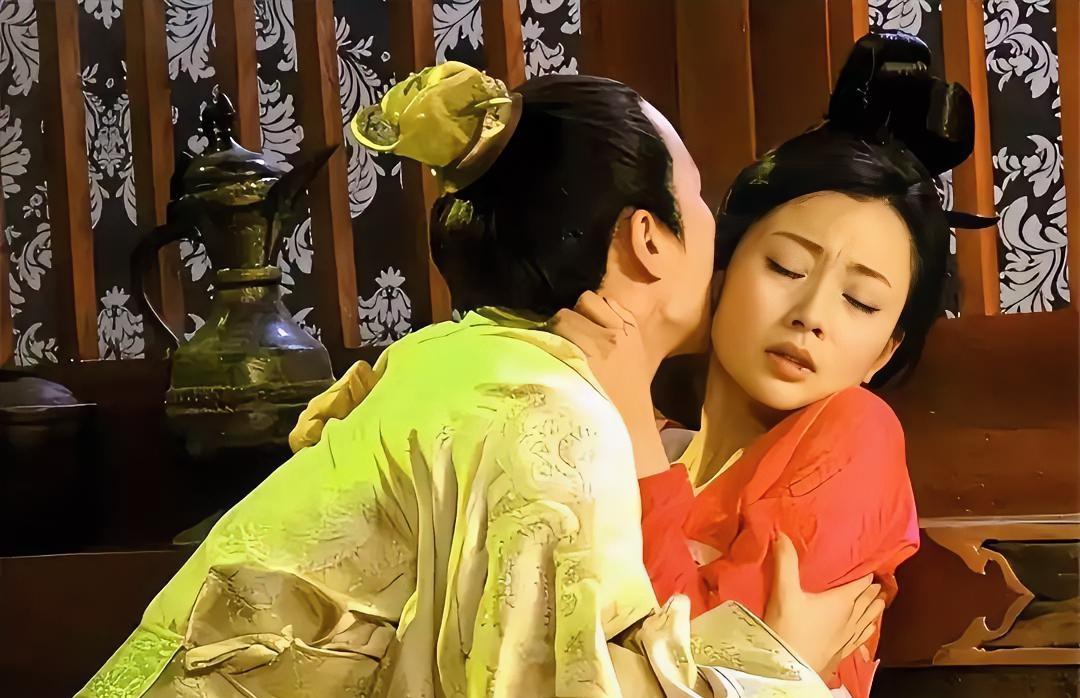 公元976，宋太祖赵匡胤猝然离世，一夜之间，大宋的天变了。25岁的宋皇后，也从天