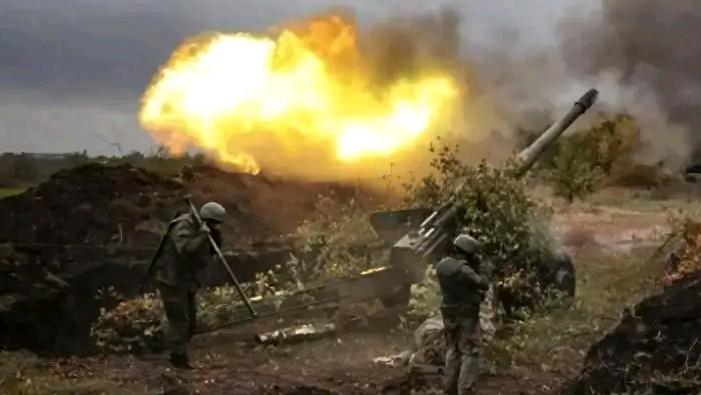 俄军继续加大对红军城乌军的清理力度，对乌军藏身之所逐个进行清除，乌军所依赖的民用