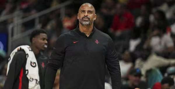 在掘金队和火箭队比赛前一天，乌度卡在指导训练完之后，接受了记者采访。他表示与火