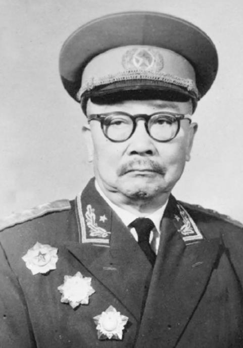 1943年，一个叛变14年的地下党找到李克农，说他想要立功赎罪，李克农犹豫半天，