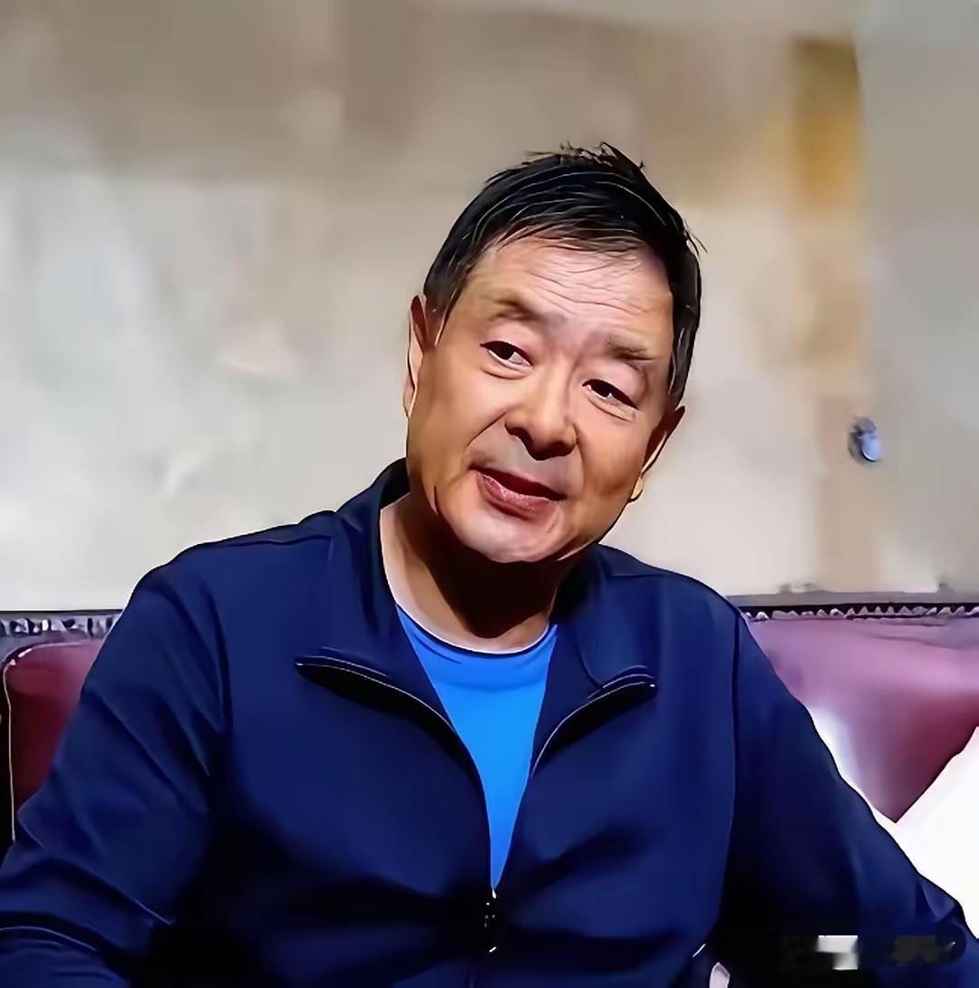 谁也没想到！凌晨一点北京，72岁濮存昕居然拿布绳把自己和94岁母亲系一块！