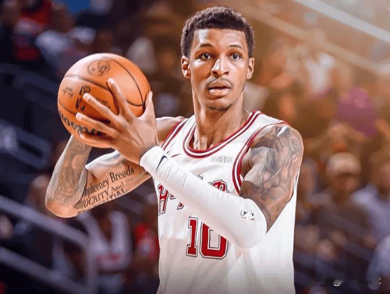 常规赛打完了，对比上一个赛季，火箭球员小贾巴里的个人进步显著。本赛季，小贾巴里