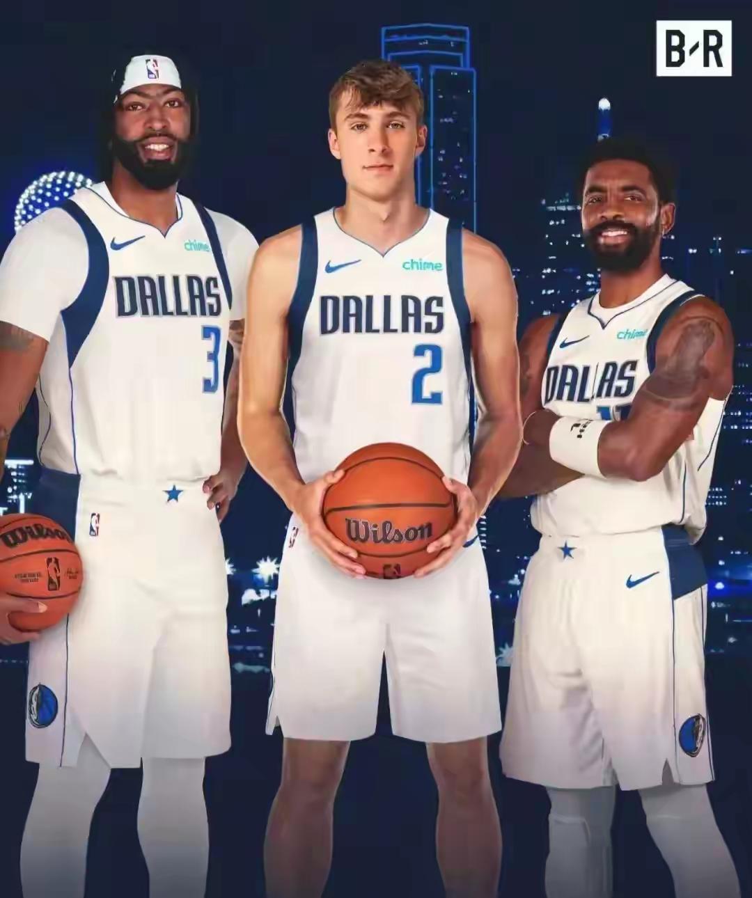 独行侠本赛季不应该重建，因为现在是浓眉哥戴维斯的交易价值最低点！！独行侠要重