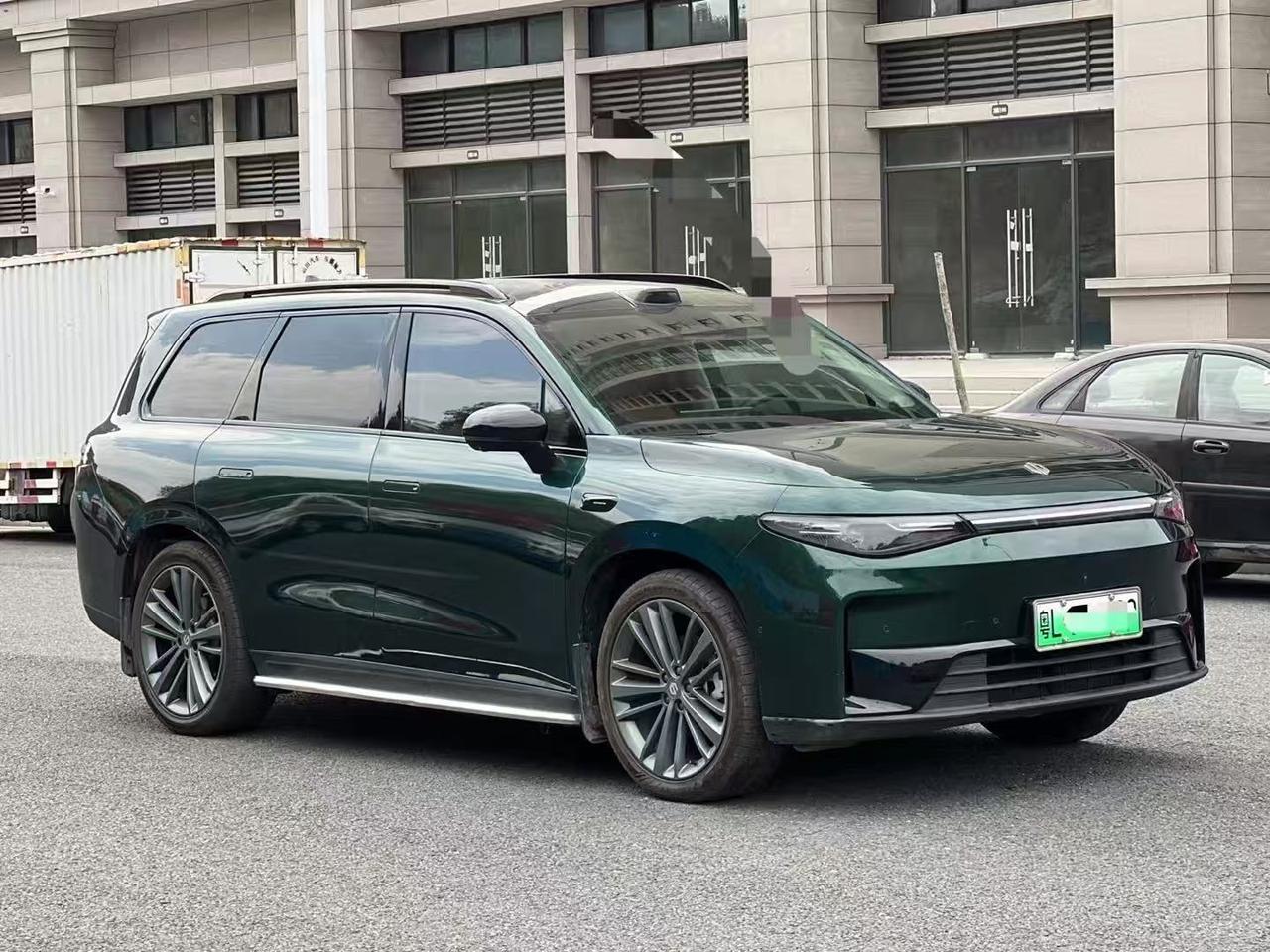 零跑C16为啥那么便宜偶然刷到了C16的促销帖子，购置税直接兜底8000，还有