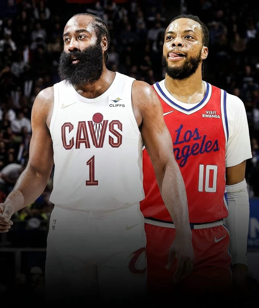 哈登真打脸了！36岁的他，离个人奖项评选就差3场球。当初快船不愿给长约，把他换到