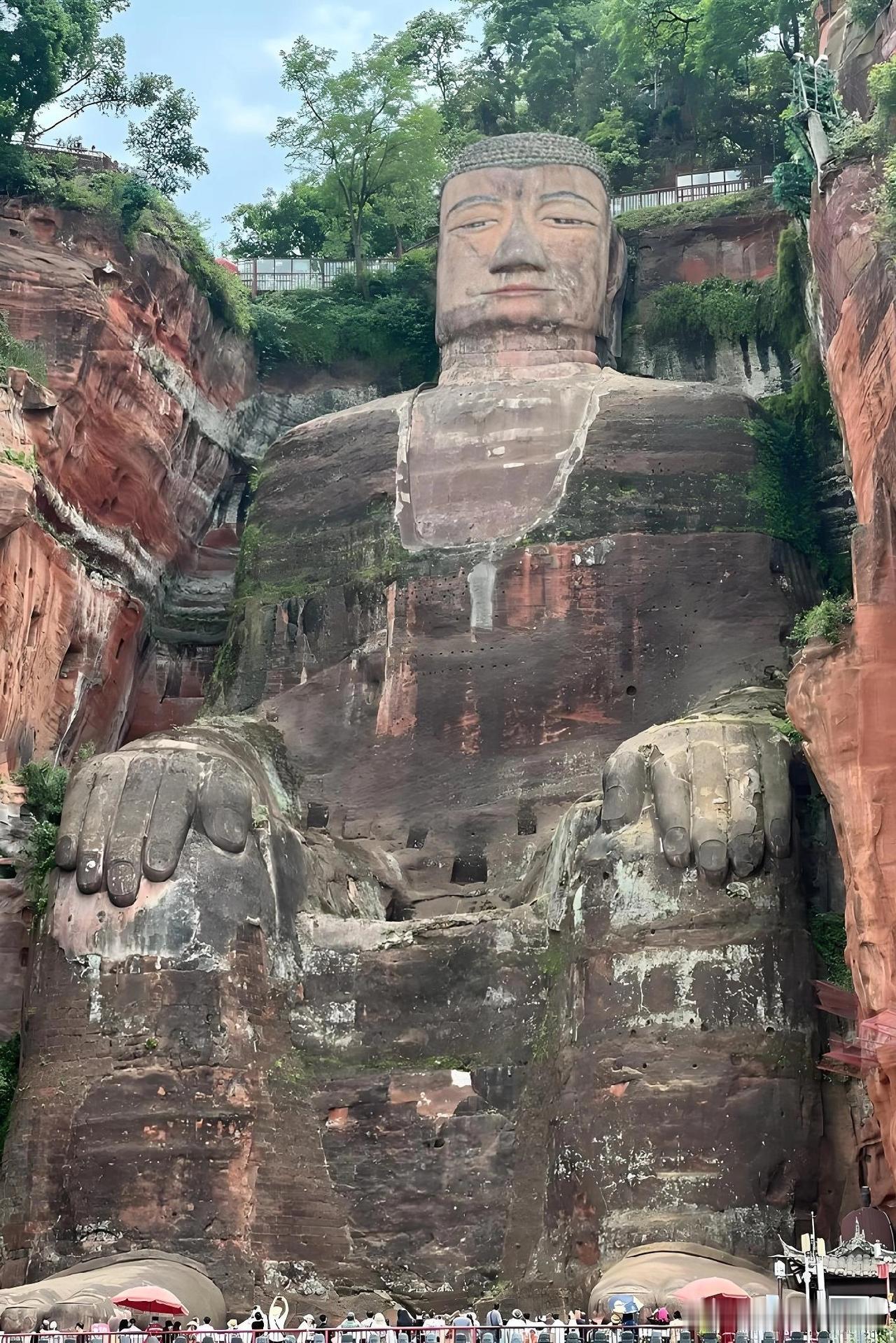 山乐水乐佛不乐，海通和尚藏在大佛背后的悲壮往事世人奔赴乐山，只为一睹大佛雄