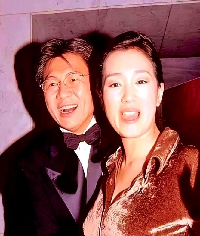 59岁，她要的求婚信物是一张体检报告。她顿了顿，开出一个条件：“我每周4次