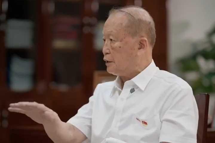 8000公里！夏威夷都在眼皮底下，美俄雷达被炸成废铁！中国院士亲口交了一个底