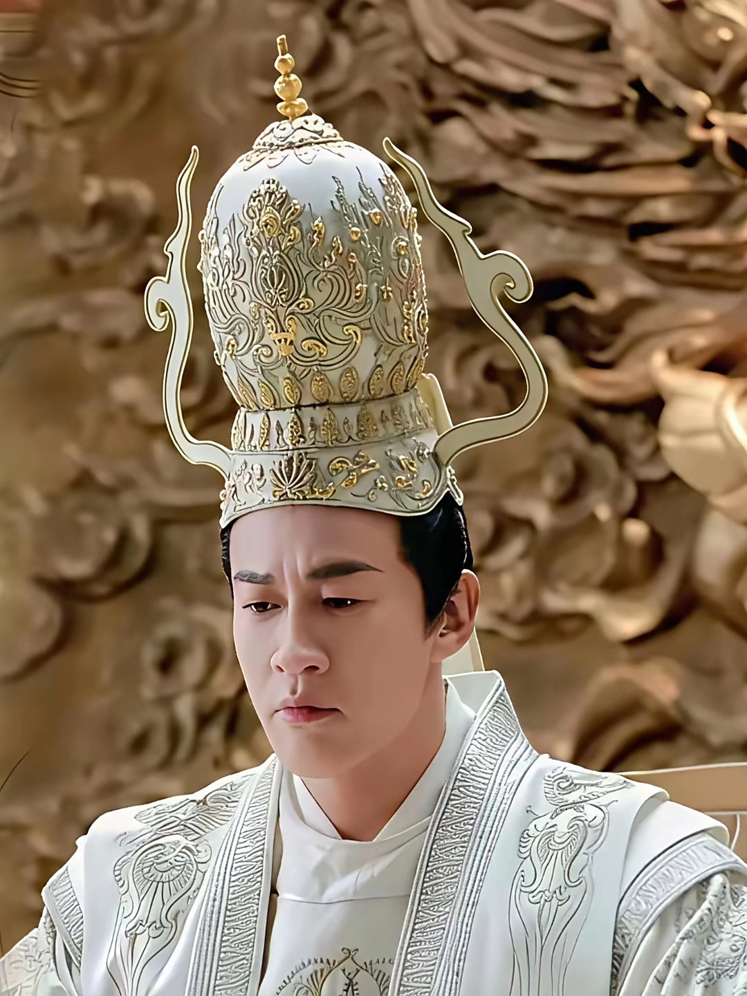 当时头顶茶壶看剧时还当是笑料，谁知竟然是真的！​​​