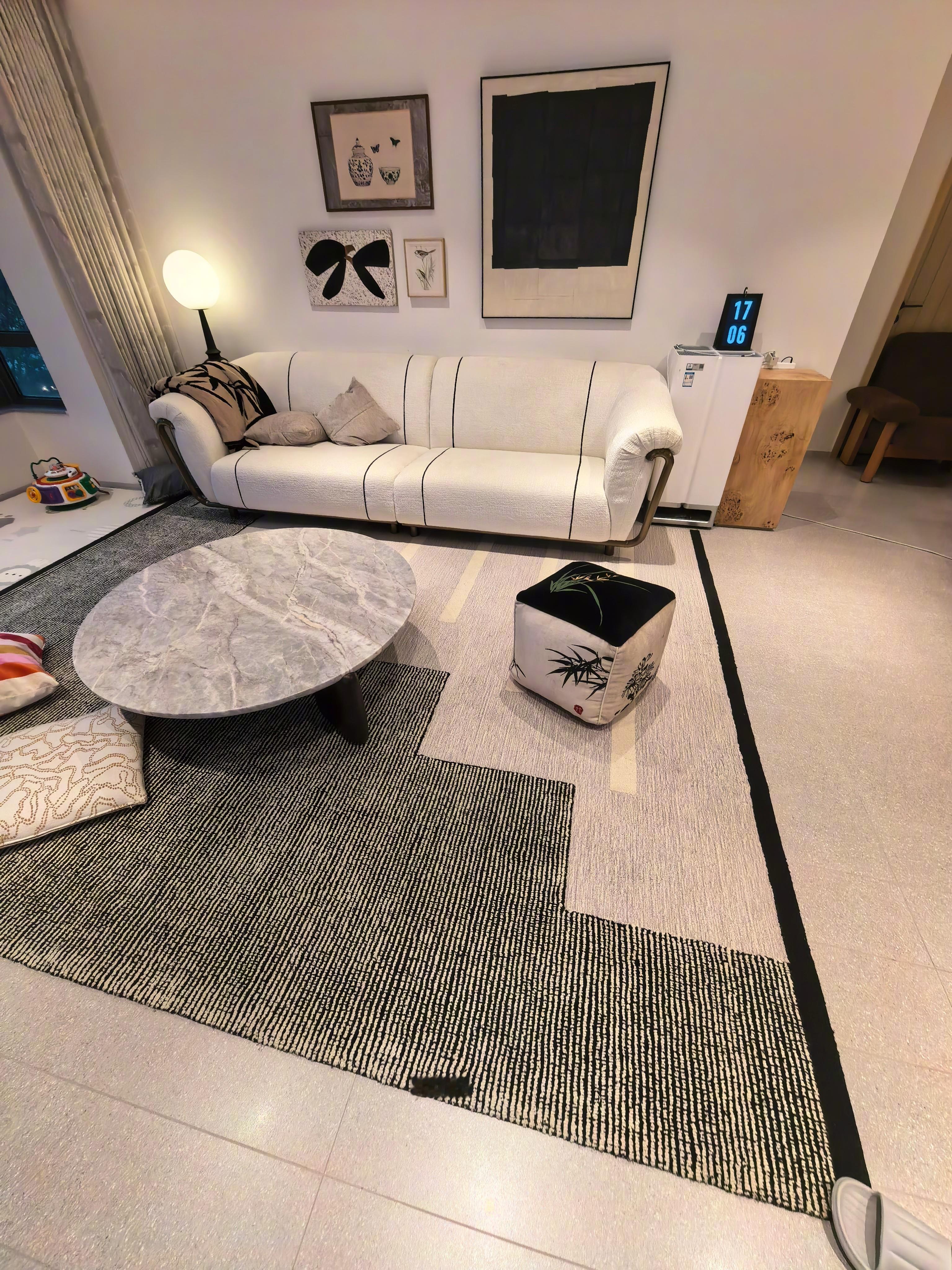 家里线，要不给它弄顺了，我就很难受，必须都藏后面去。理顺了之后，瞬间舒服了[爱你