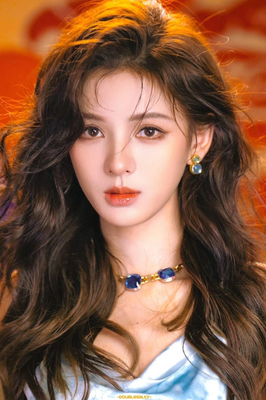 张予曦cr:DoubleSalty古早漫画里的大美女​​​