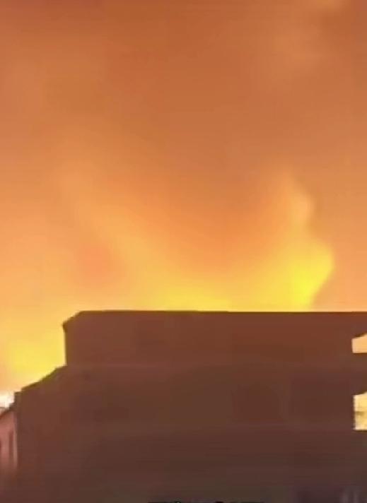 令人恐慌，接连三日火灾连发1，2025年12月5日凌晨，四川乐山民房发生火灾；