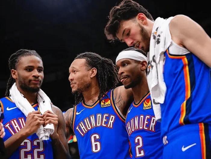 目前NBA有两大悬念：一，谁能终结活塞连胜？这支青年军，已经连胜13场，坎宁安