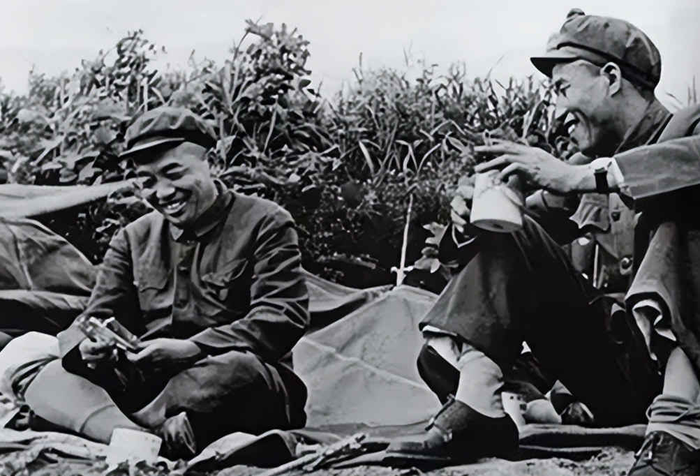 1941年12月，太行山八路军总部传来一声枪响，惊动了彭老总。他循着枪声赶来，发