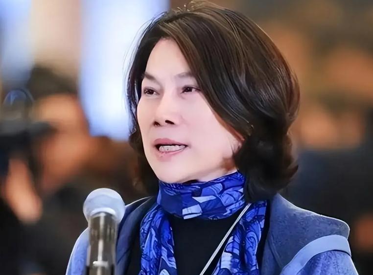 我说一句可能得罪人的话：格力办技工学校，不是董明珠心血来潮搞慈善，而是一家年营收