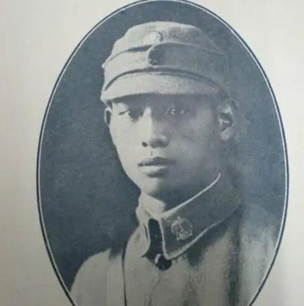 1939年，国军营长史恩华，被日军包围，师长大惊，连忙组织人员营救，谁知营长却说