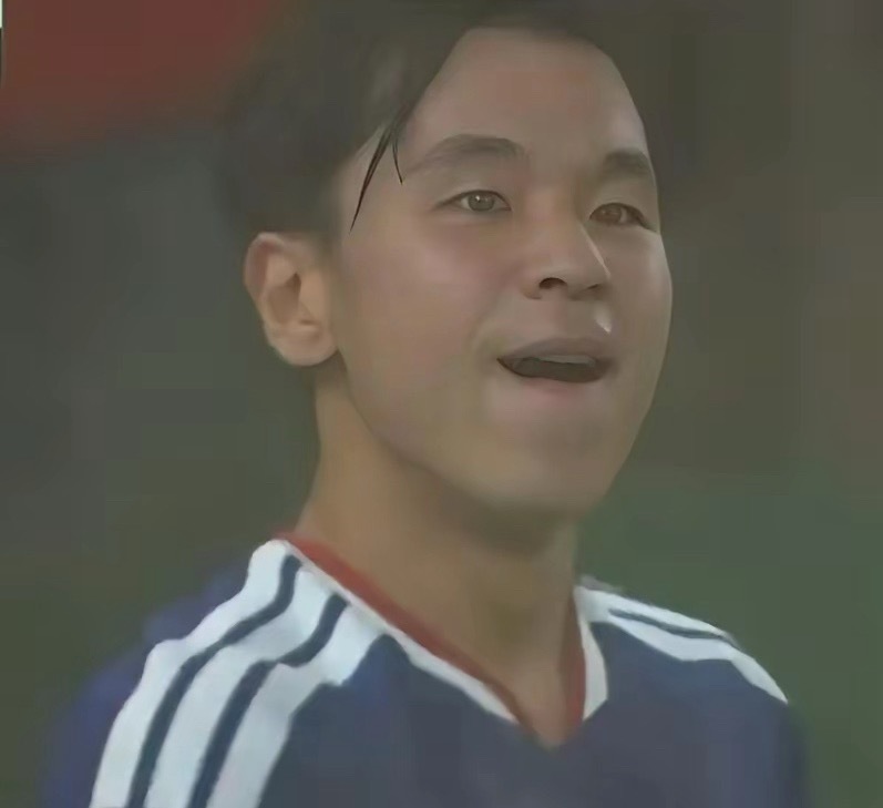 看U23亚洲杯那场中国队和日本队的冠亚军决赛，我真是被小仓幸成气坏了。这小子身高