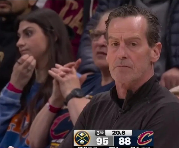 首发只剩下一个默里，掘金108：111客场不敌骑士，默里真的已经竭尽全力了，有点