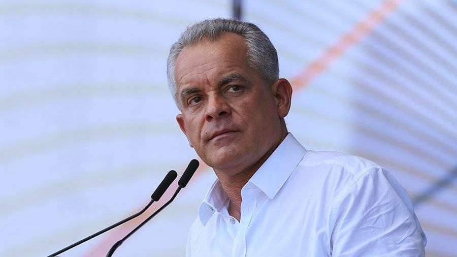 摩尔多瓦法院22日作出判决，前民主党领袖、一度被称为该国“影子统治者”的寡头弗拉