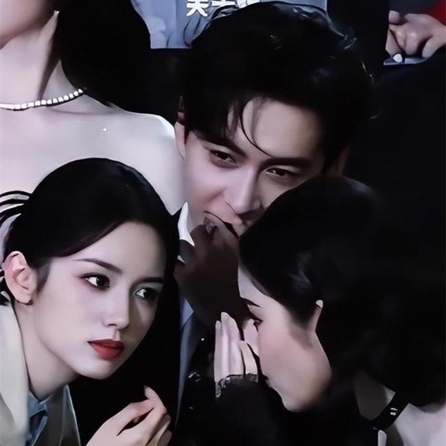 陈星旭周也王玉雯星光大赏热聊被抓包，为何让汪东城上了热搜2025星光大赏本是群