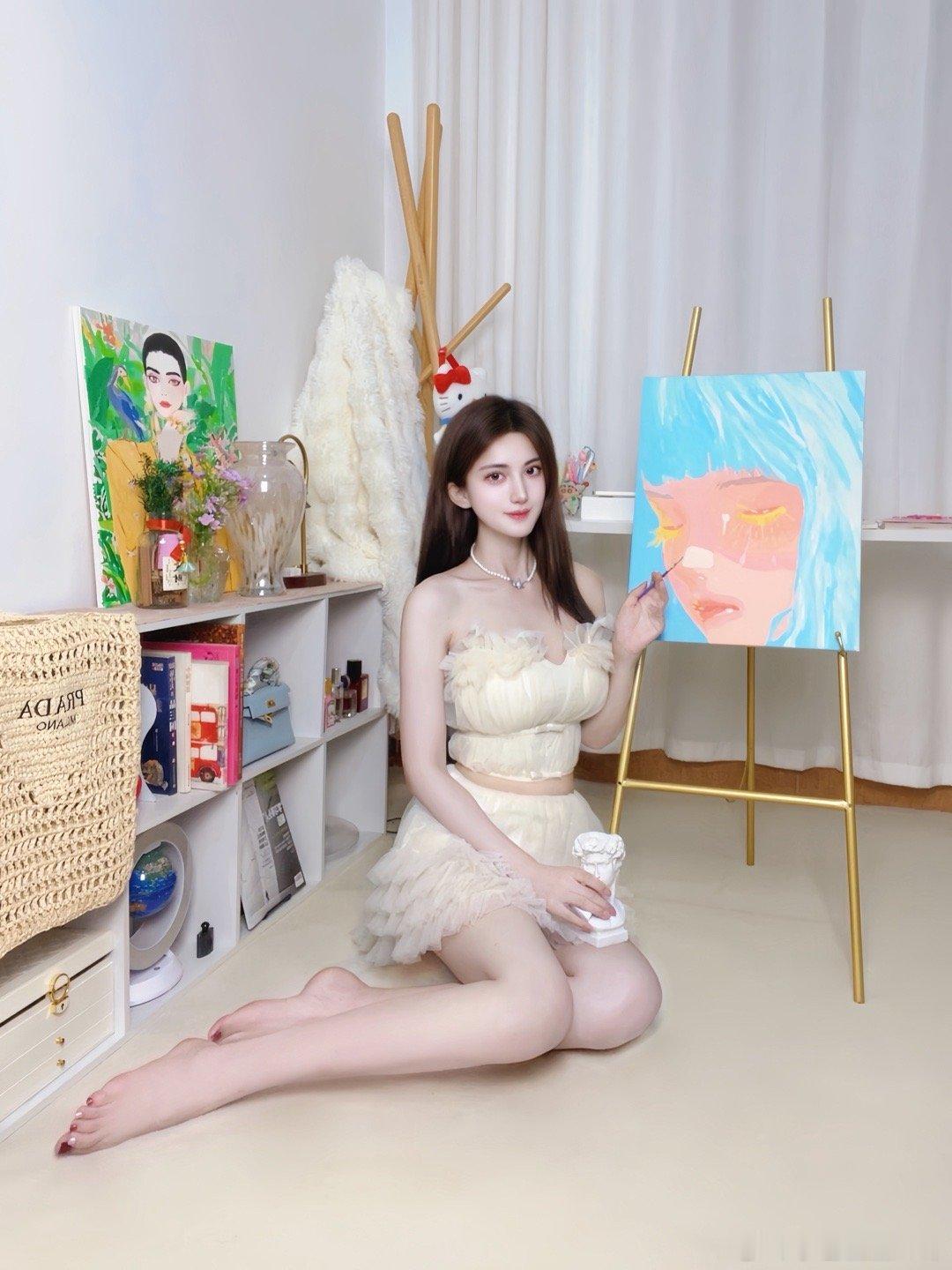 画画的女生有人喜欢吗～画画遇见艺术​​​