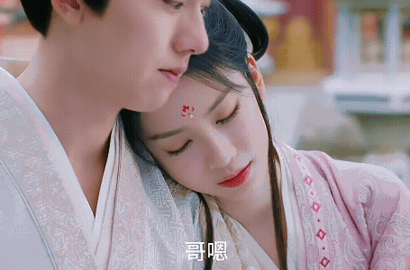 《凤凰台上》萧荧真的越看越可爱了，会为了爱的人去努力改变～萧荧还口口声声要给萧千