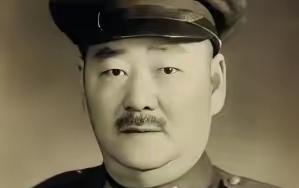 1949年10月，在广州解放前夕，国民党上将刘峙以治病为名，带着三姨太黄佩芬及四