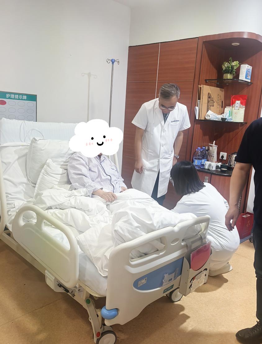 很多朋友都在问我，肺结节术后吃什么能提升免疫力？最直接、最实用的答案就是：优质的