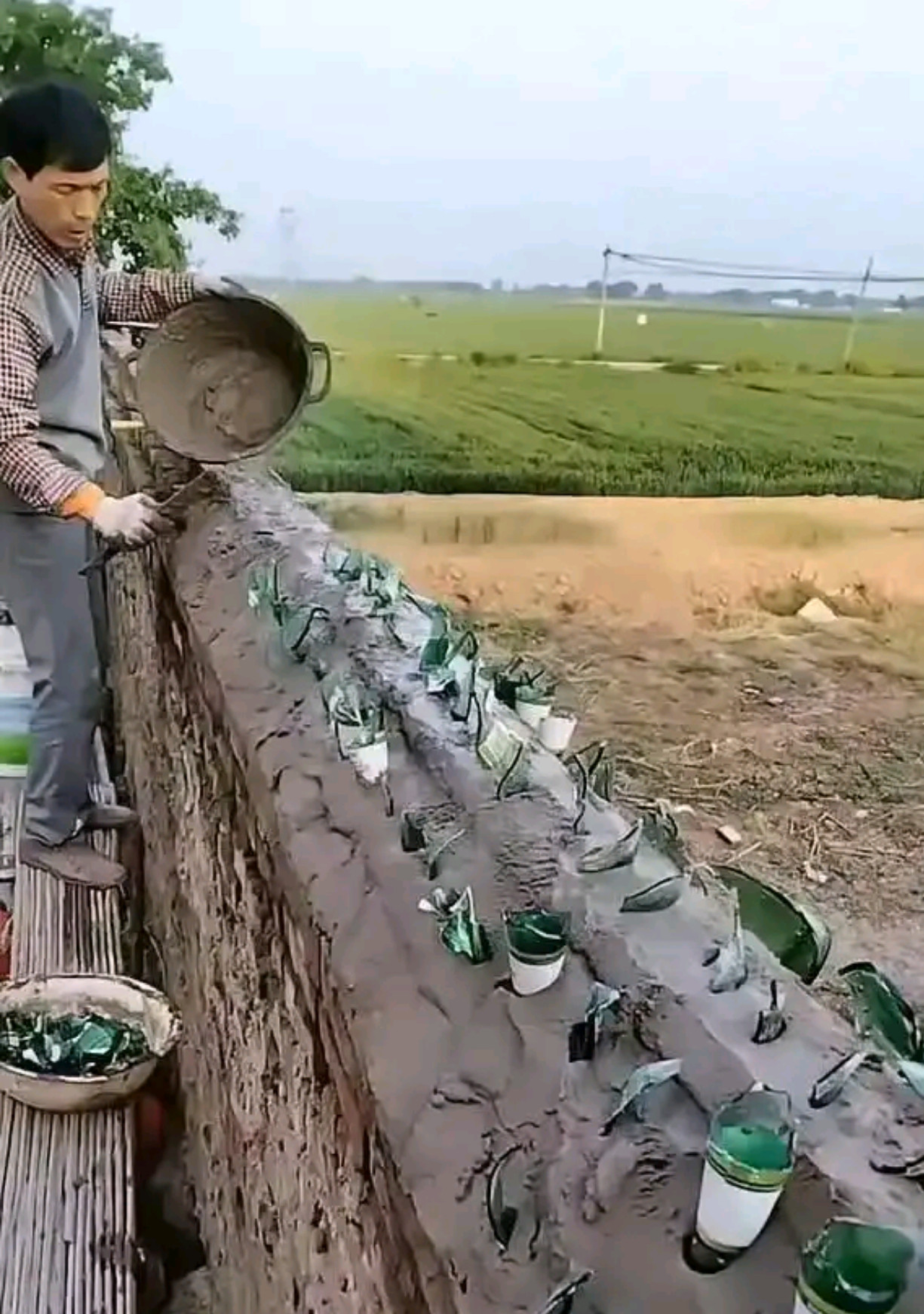 现在这样砌的墙能防盗吗？​​​