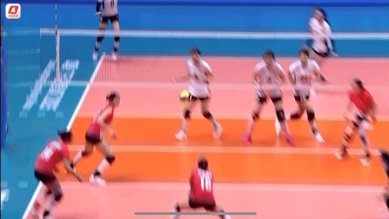 二传真的是越老越妖啊！光速二传刁琳宇单场8分，3扣3中1拦4发，得分都快超过辽宁