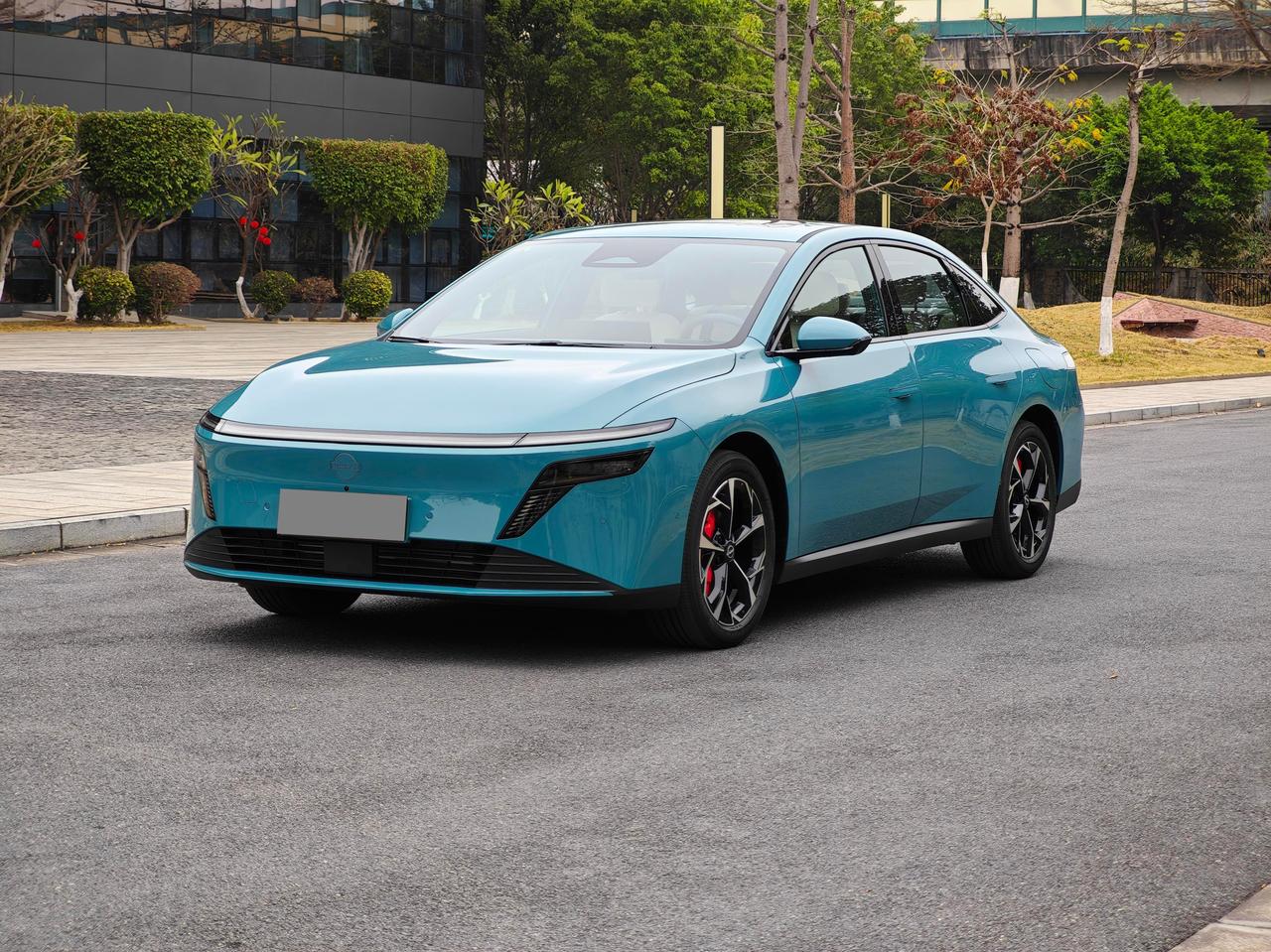 媒体实测东风日产N6Pro+后，给出了一个结论：这台限时11.19万的车，把“