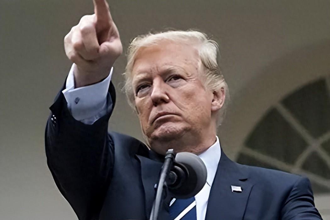 3月15日，特朗普对着《金融时报》向北约发了通牒，抱怨盟友在霍尔木兹海峡问