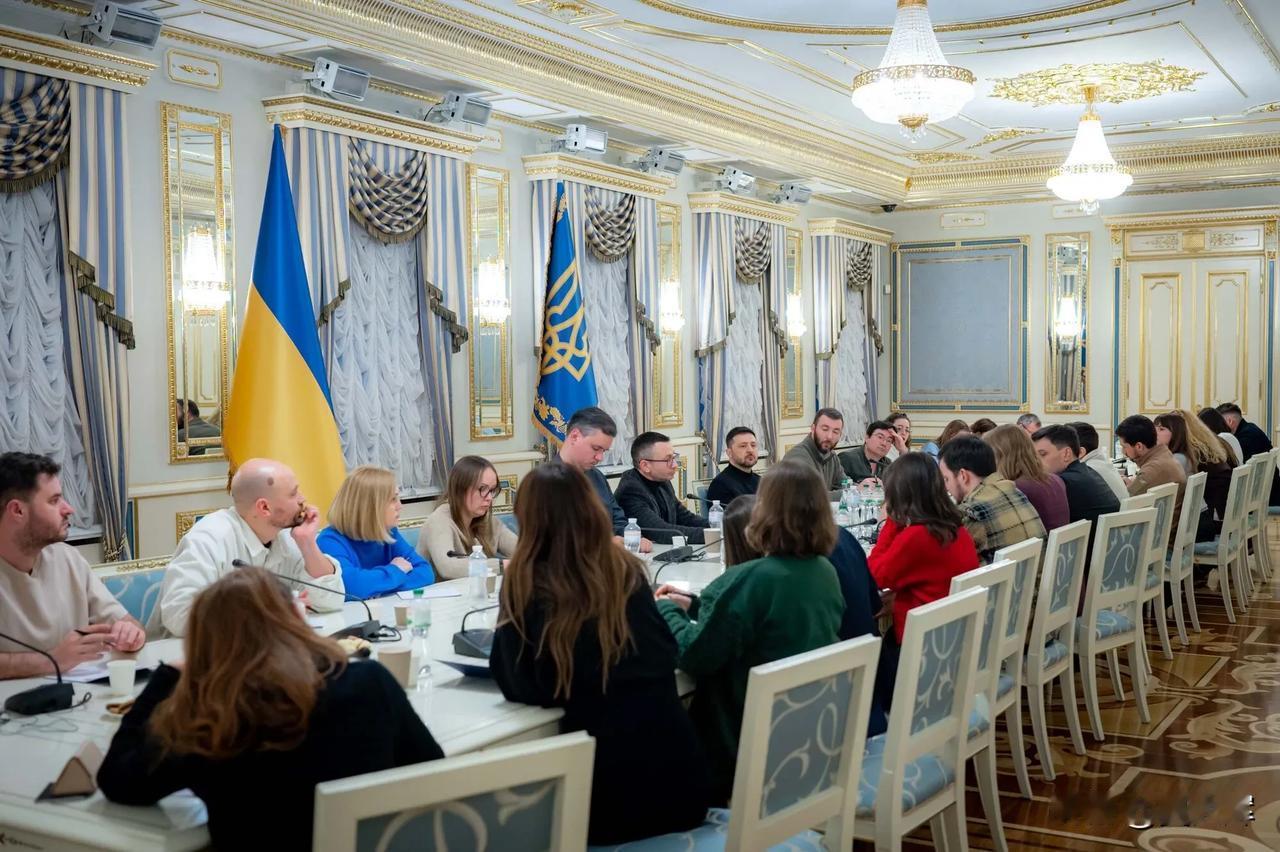 【不可能妥协：泽连斯基揭示俄乌谈判中的两大核心难题】1月30日，泽连斯基在与