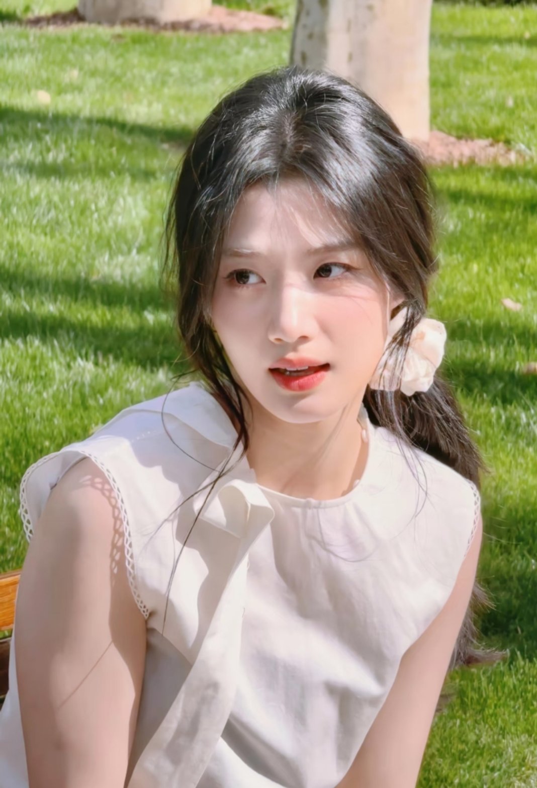 我发现卢昱晓脂粉现在不是在拒饼，而是锁饼加要求改人设改剧本。