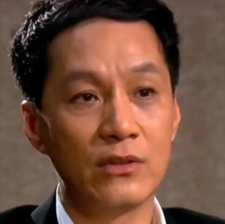 演员冯远征说：“我在四十出头的时候，突然后悔做丁克了，然后跟我老婆梁丹妮念叨，没