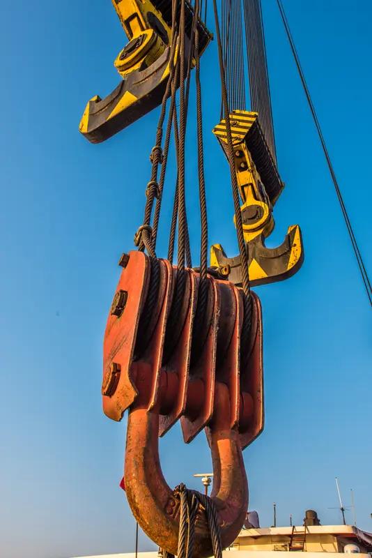 年前朋友做了一笔让我后背发凉的操作。19.98元，满仓梭哈巨力索具，1140