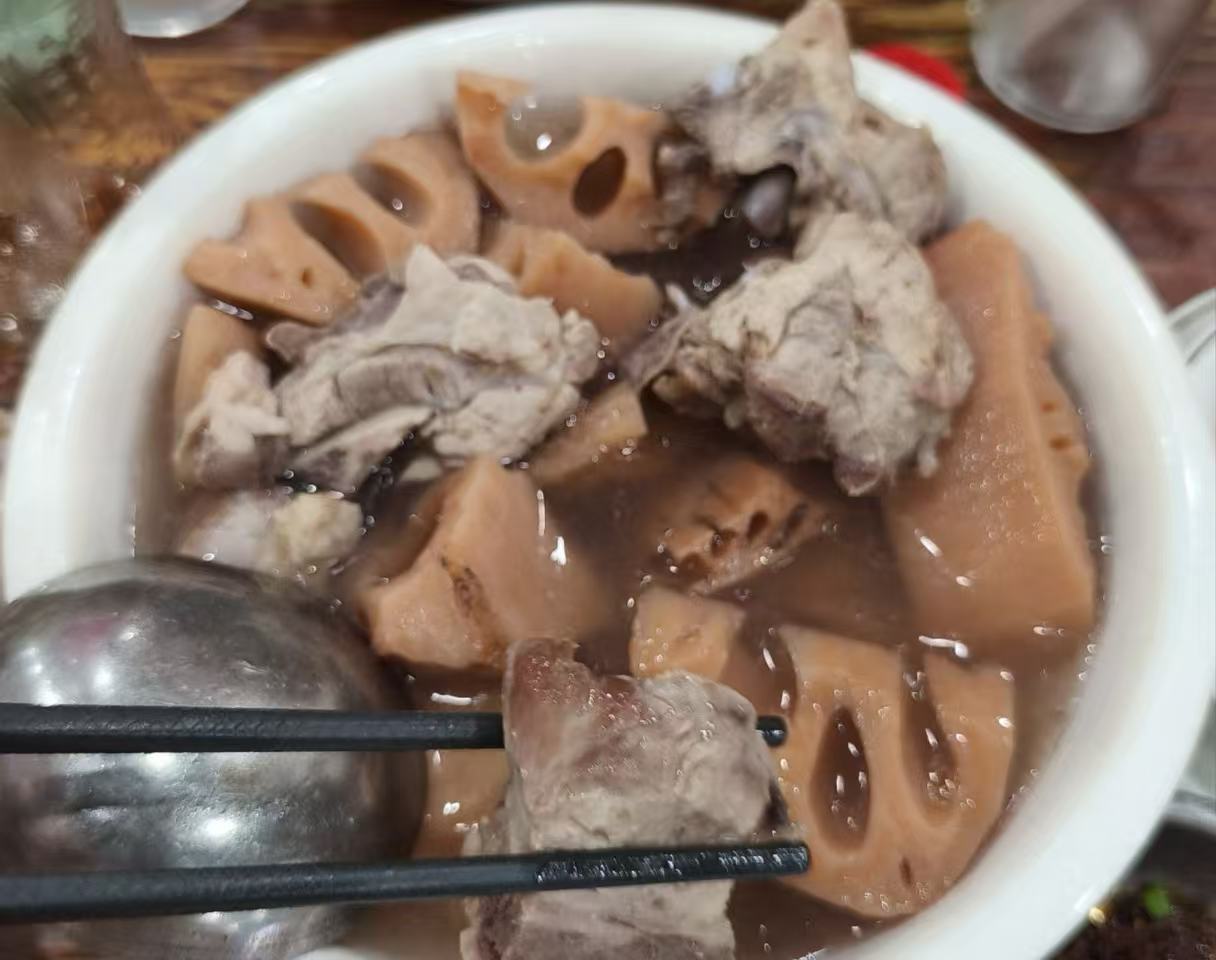 成都的人气苍蝇馆子，这家店您来打卡过吗？