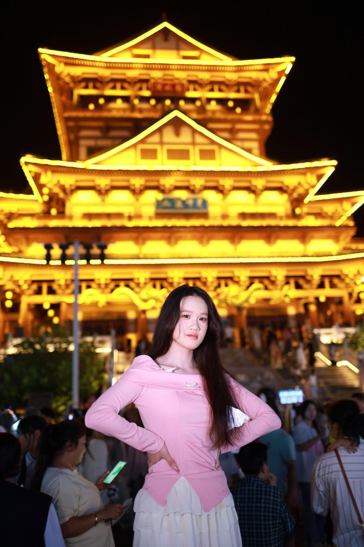 古镇随手拍小姐姐小姐姐很皮小姐妹的日常