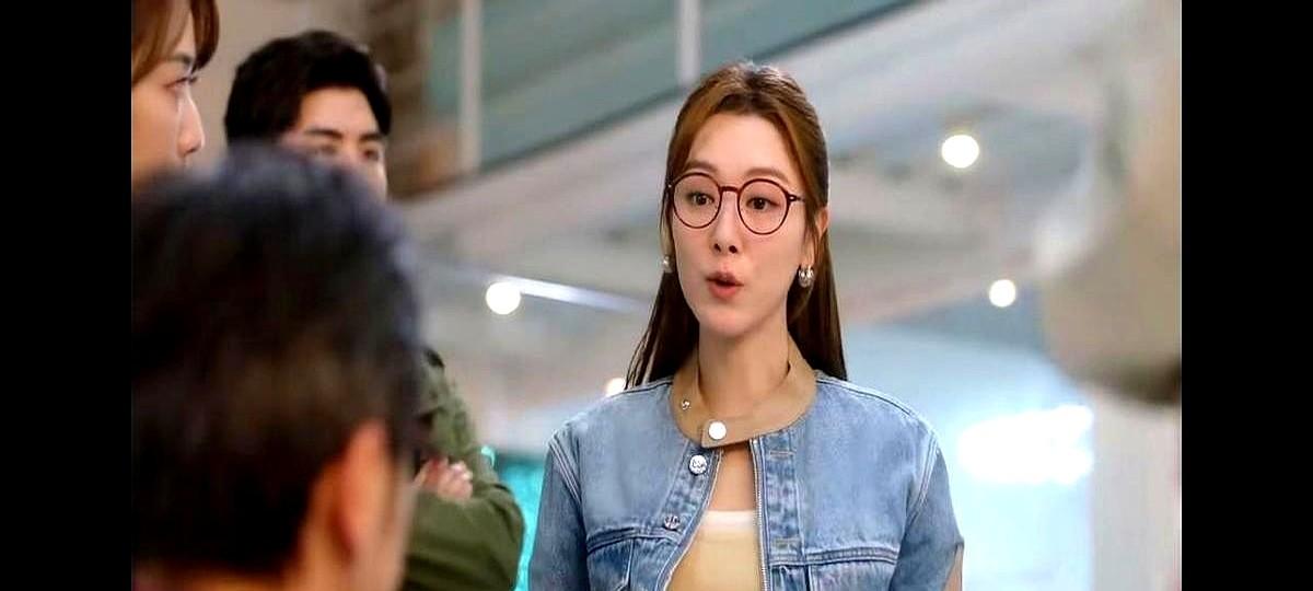 《新闻女王2》最新剧情炸锅了！某AI视频刚泄露，原来竟是某记者偷偷站某编辑队