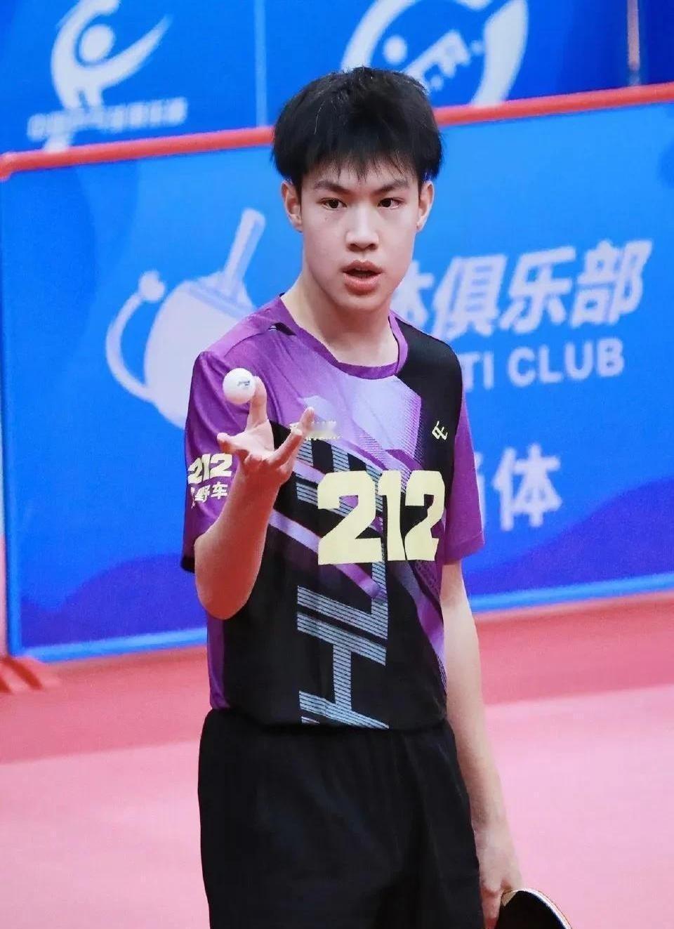 黄友政，1月份国乒最忙的球员!黄友政在今年1月份要参加三站WTT赛事，分别是1