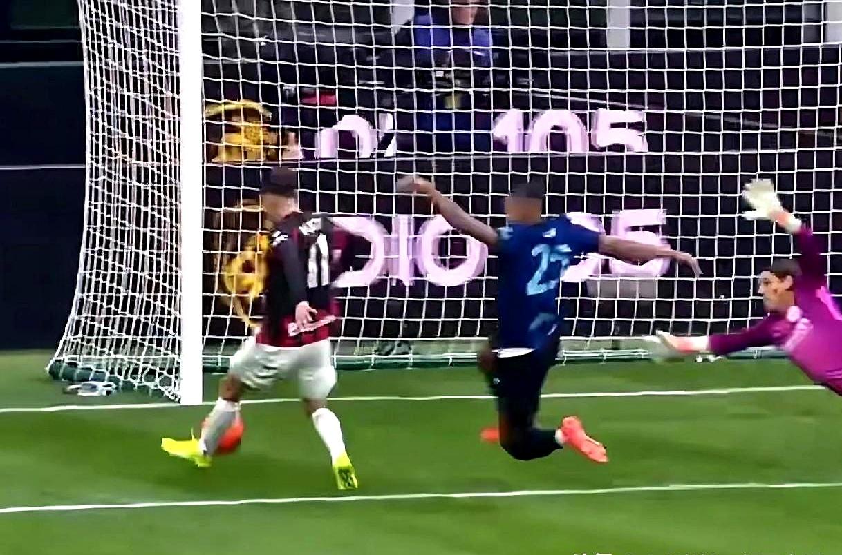 阿坎吉这场算是栽了，普利希奇这个名字他估计短时间是忘不掉了。整场比赛，他