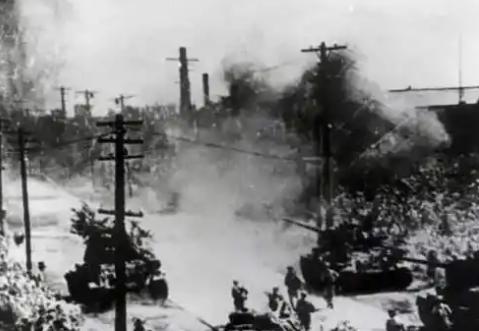 李奇微晚年说了句大实话，听得人头皮发麻。 他说朝鲜那场仗没有赢家，但却硬生生