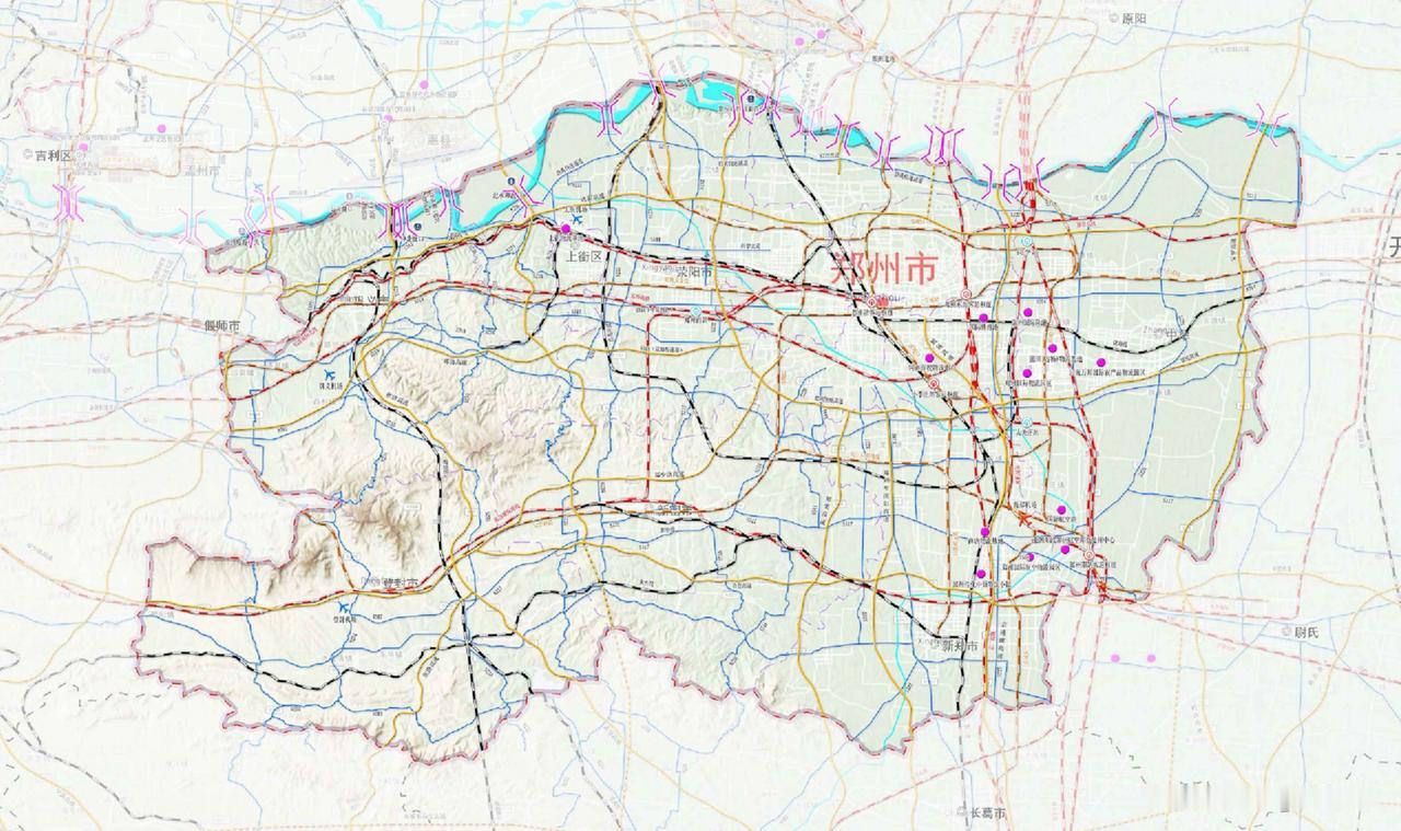 郑州这一版综合交通整体来看亮点不少哦！主要亮点有以下这几个，1、郑州北站跨了黄
