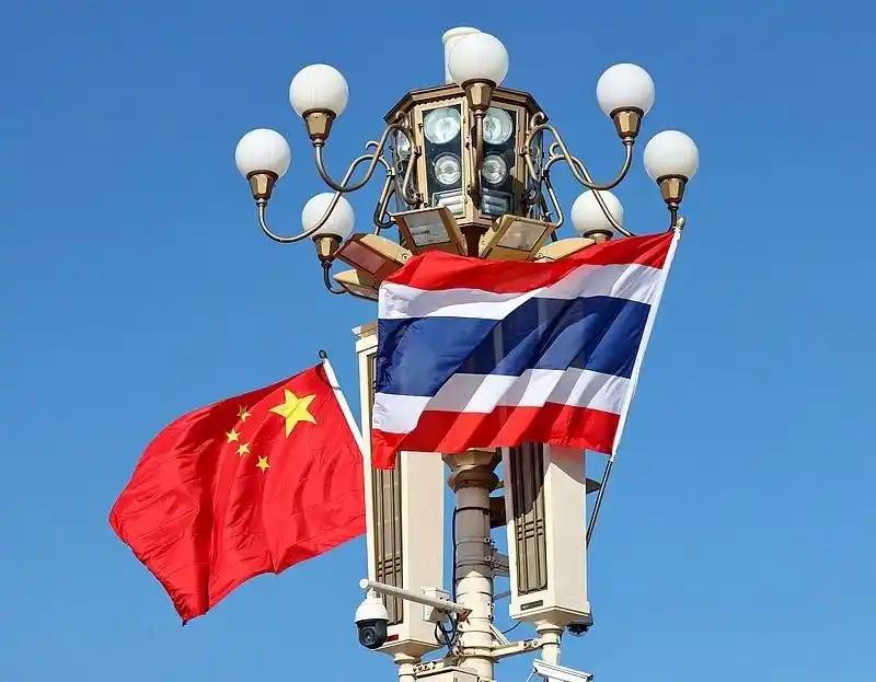 中国真的“缺”这50万吨泰国大米吗？很多人以为这是一次“常规采购”，错了！真相是