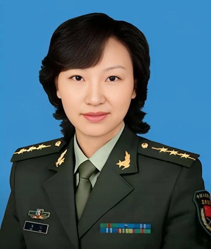 很多人提起刘滨，第一印象都是毛家儿媳妇特殊的家庭身份，习惯性被固有标签定义。